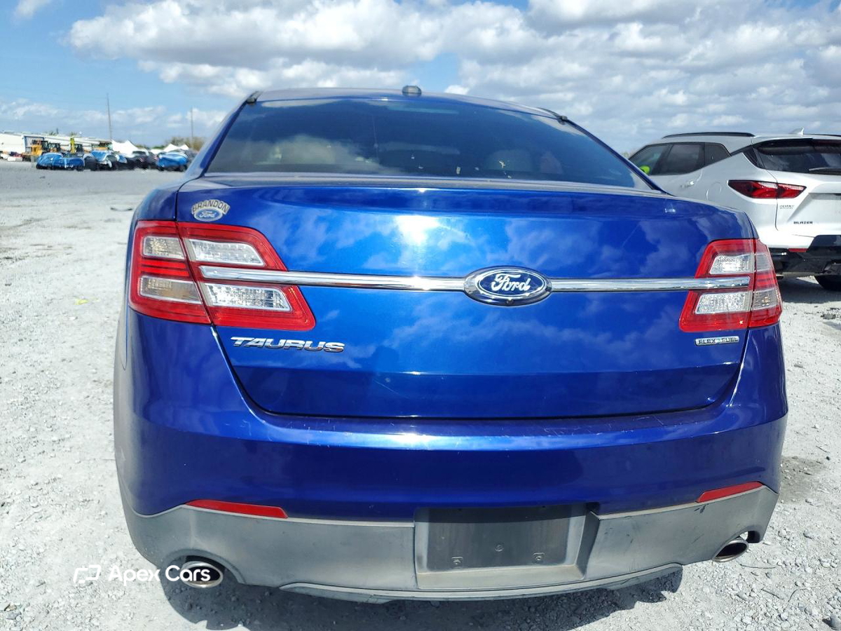 Ford Taurus 2015