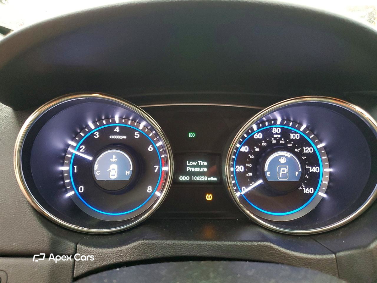 Hyundai Sonata 2011