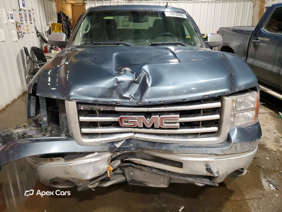 GMC Sierra 2013