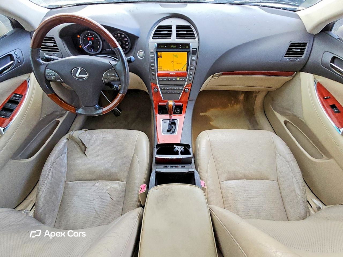 Lexus ES 2011