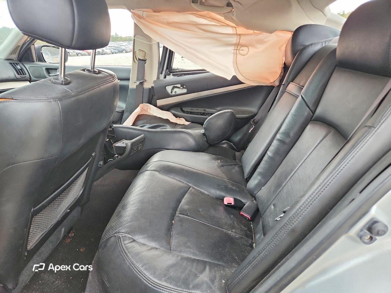 Infiniti G 2012