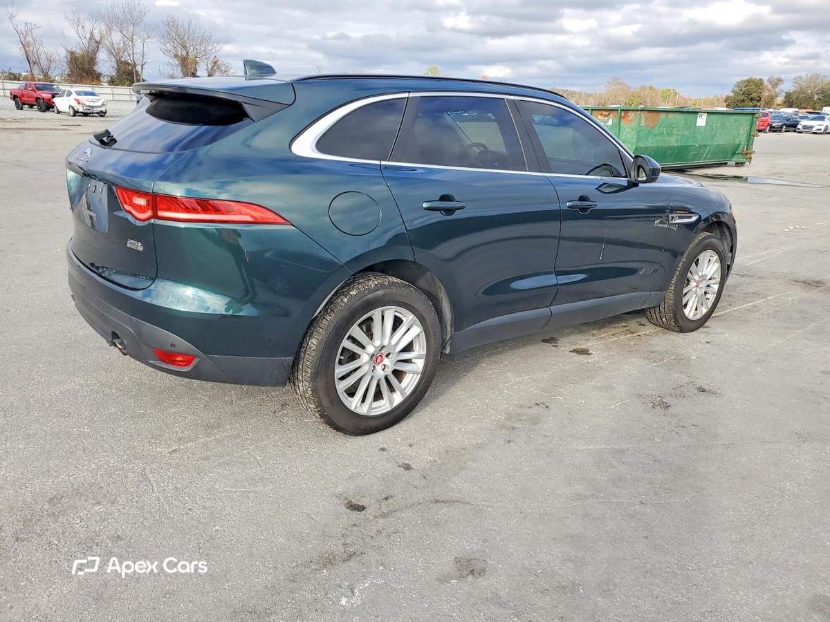 Jaguar F-Pace 2018