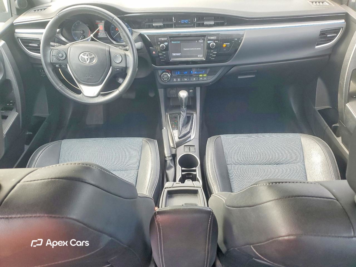 Toyota Corolla 2015