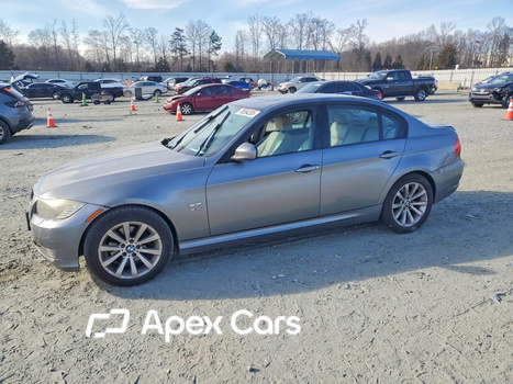 BMW Series 3 2011 - Zdjęcie 1 z 13