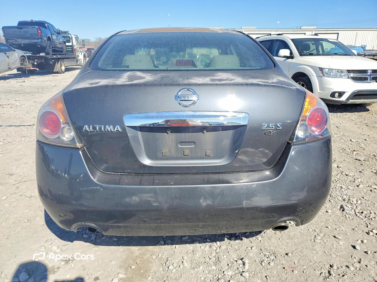 Nissan Altima 2012