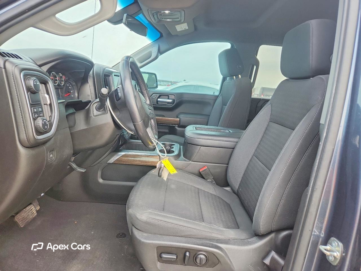 Chevrolet Silverado 2021