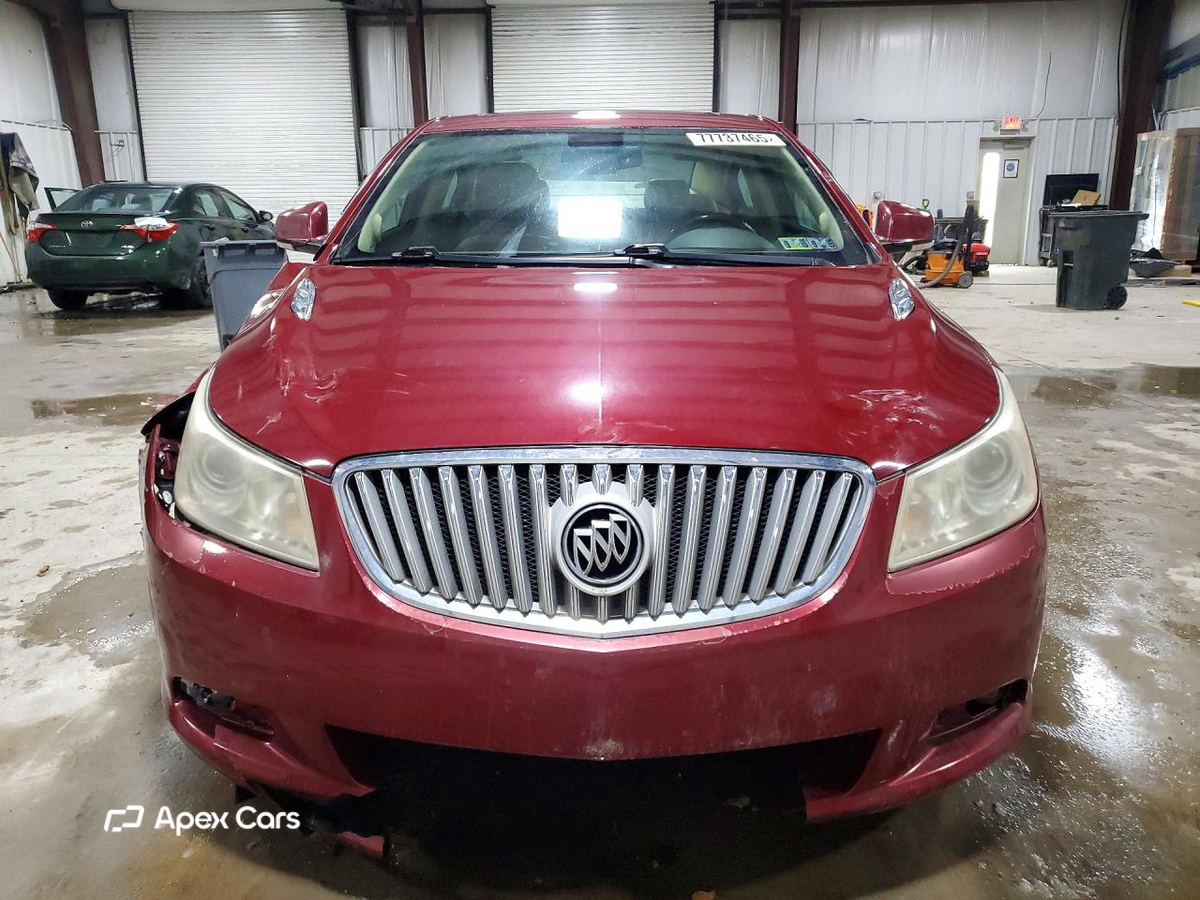Buick LaCrosse 2011