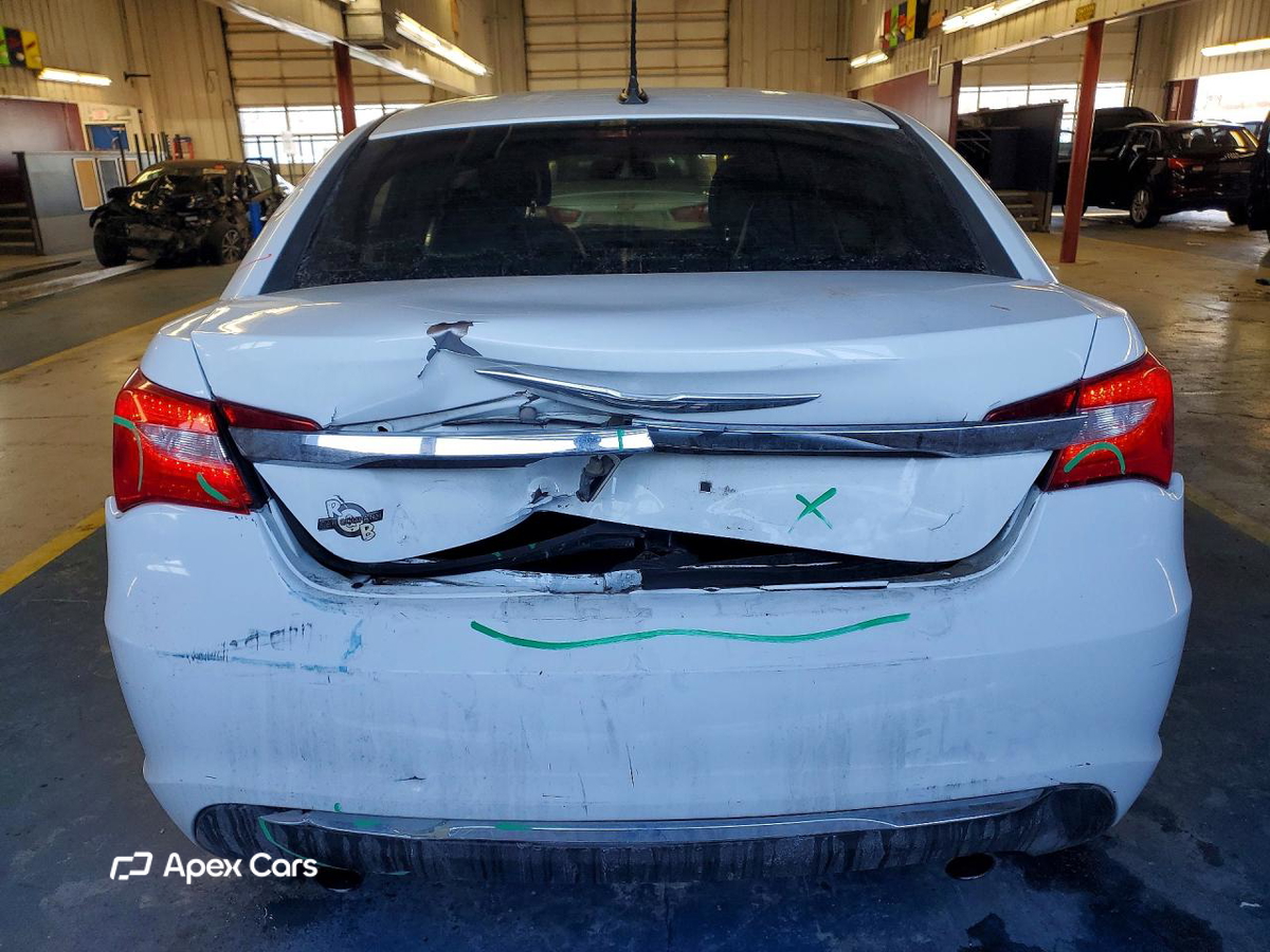 Chrysler 200 2013