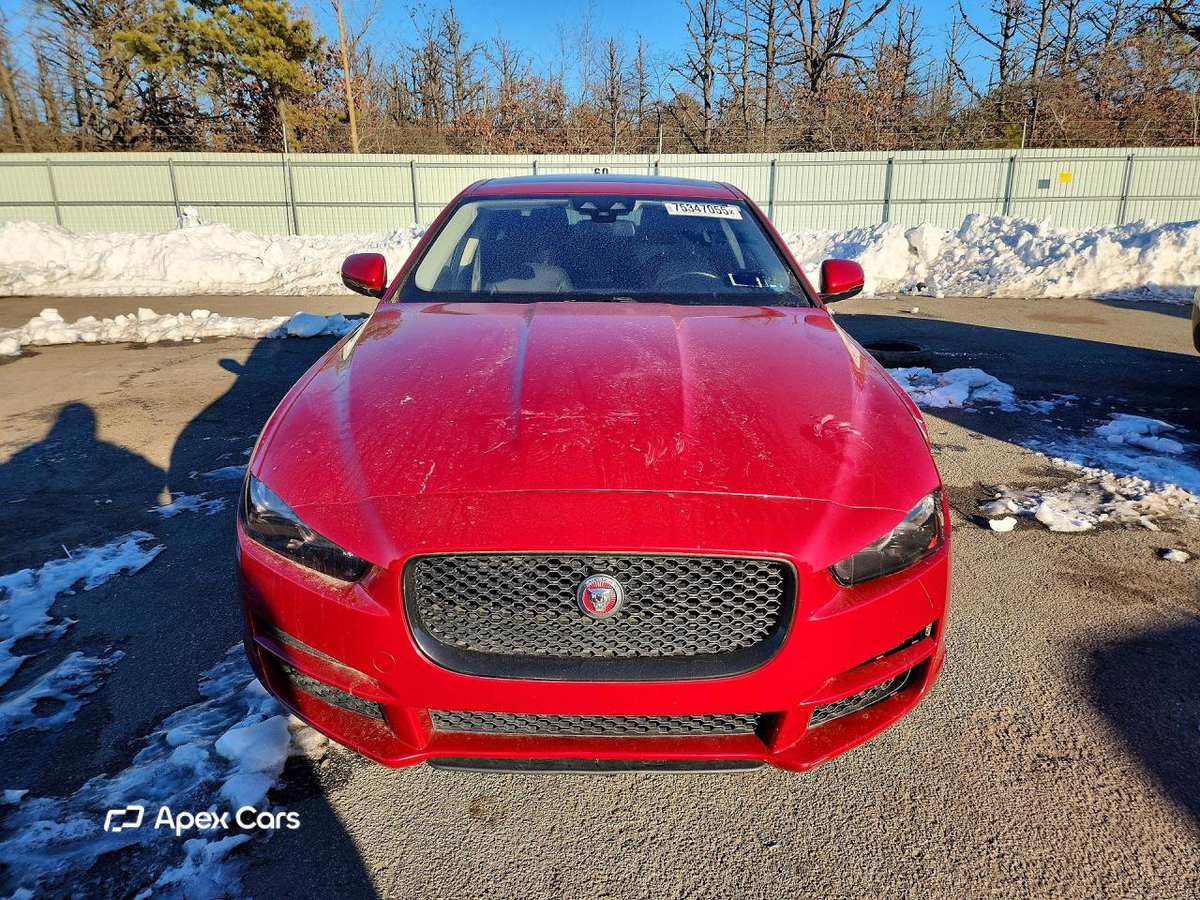 Jaguar XE 2017