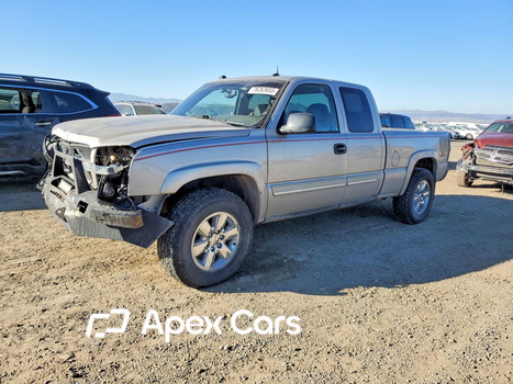 Chevrolet Silverado 2004 - Image 1 of 12