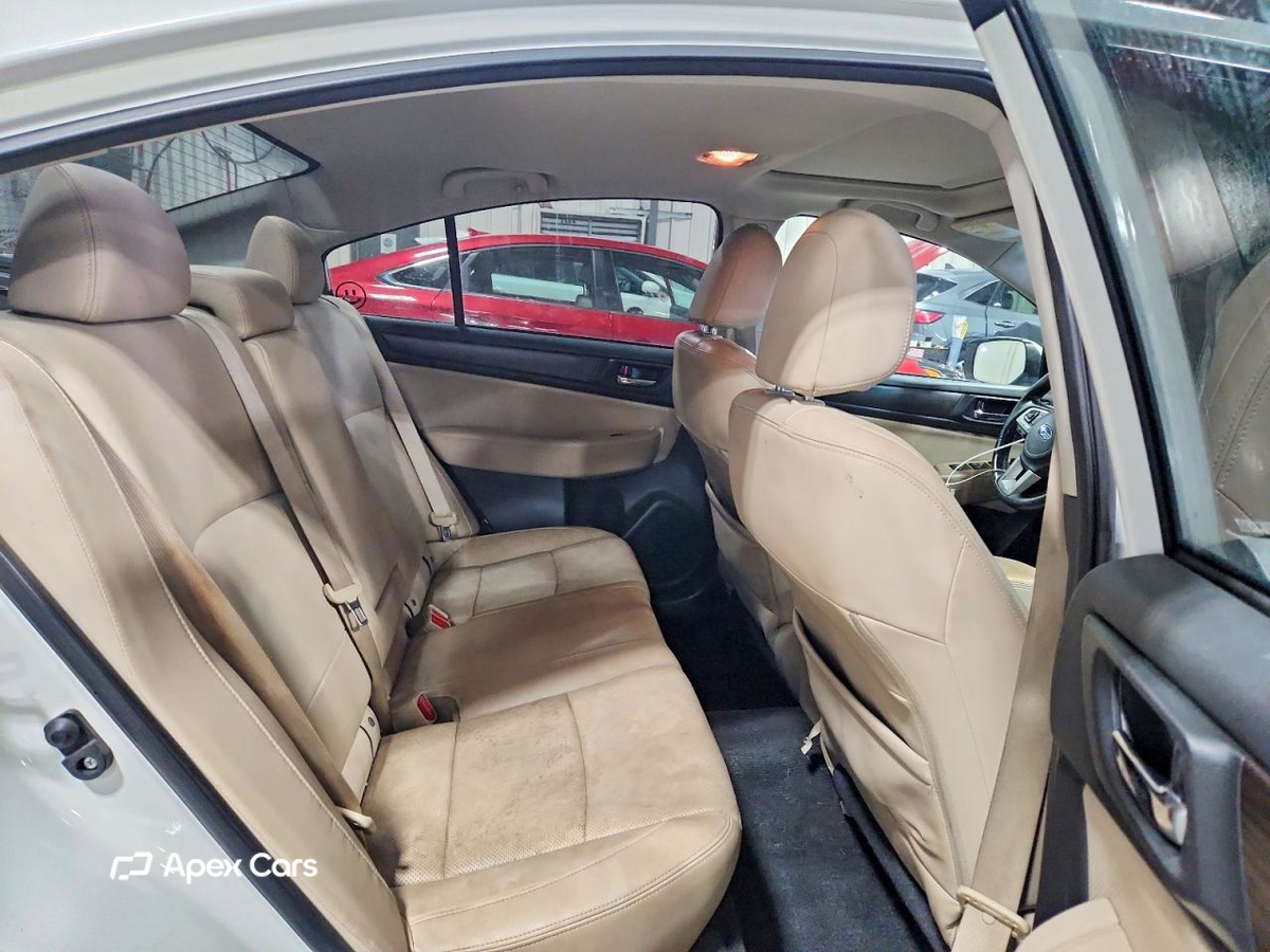 Subaru Legacy 2015