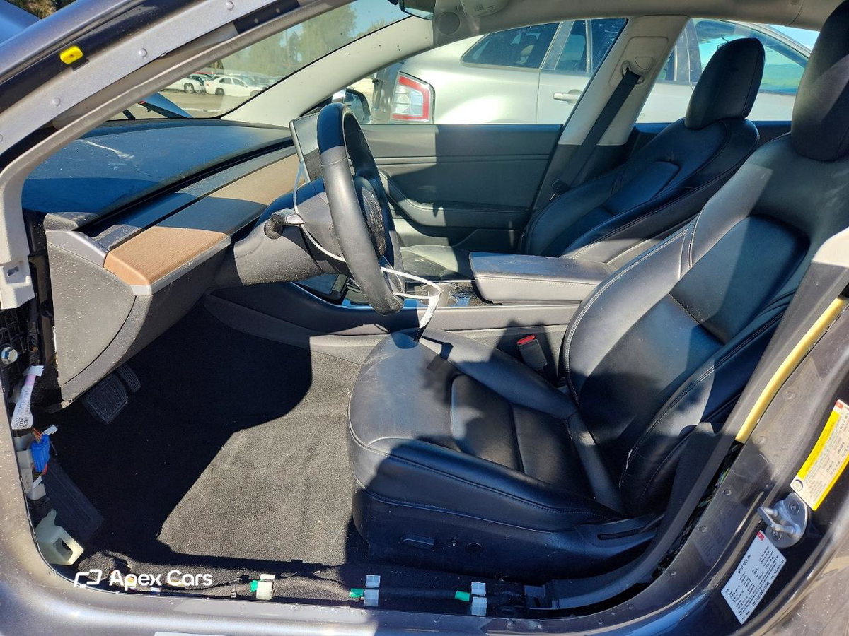 Tesla Model 3 2018