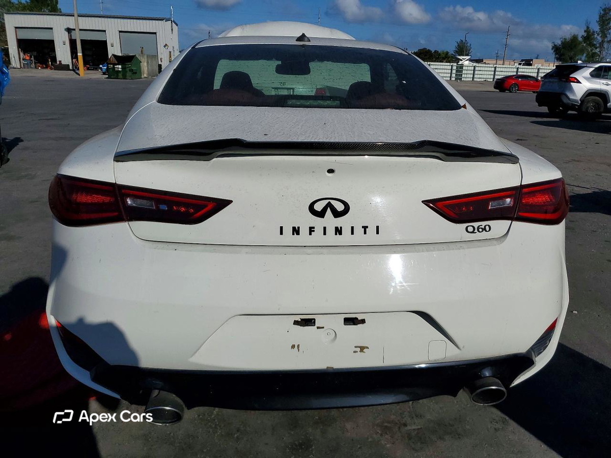 Infiniti Q60 2017