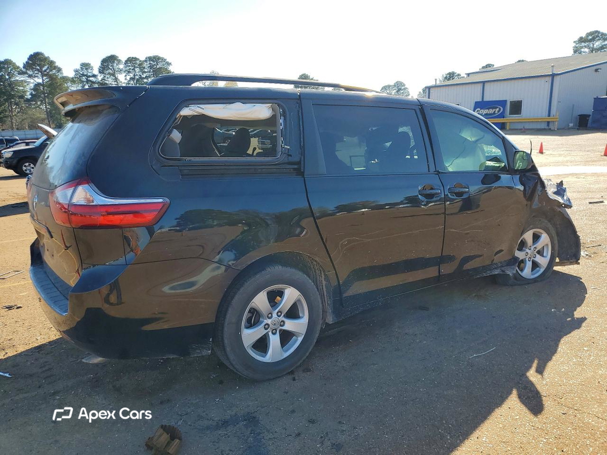 Toyota Sienna 2015