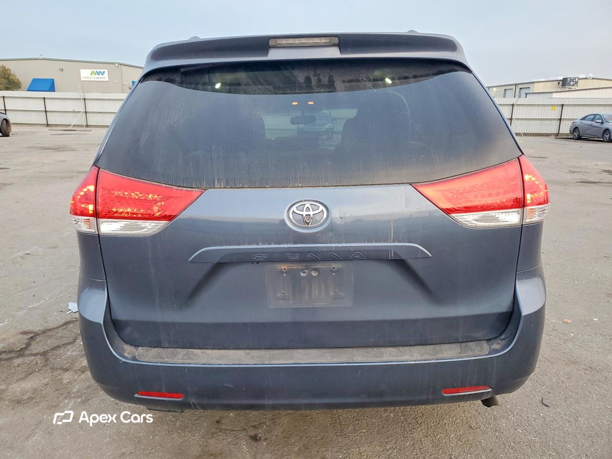 Toyota Sienna 2014