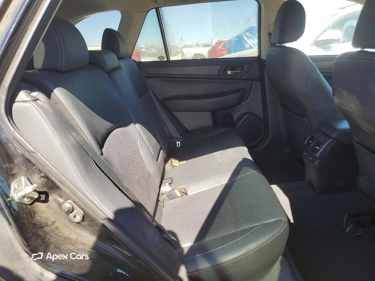 Subaru Outback 2016