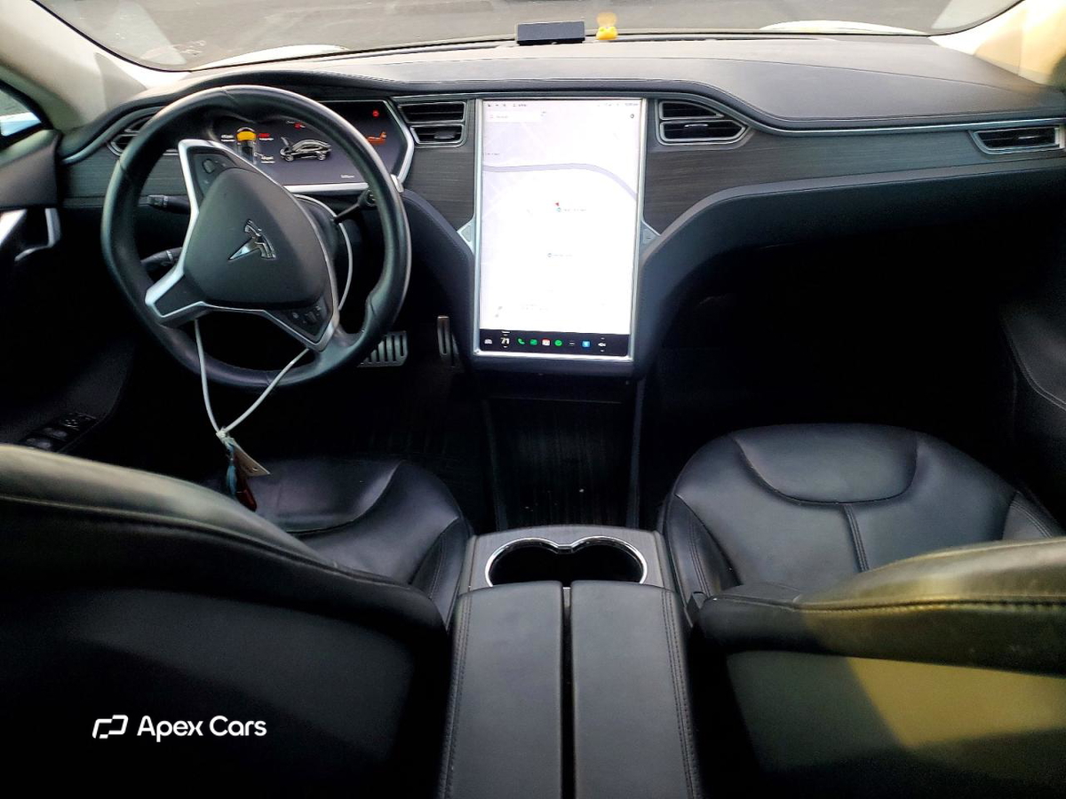 Tesla Model S 2014