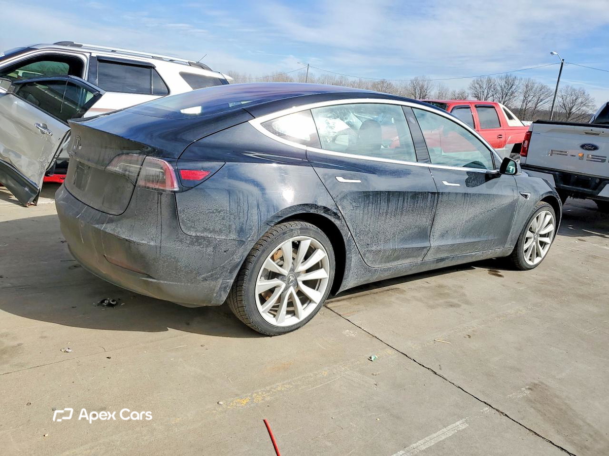 Tesla Model 3 2018