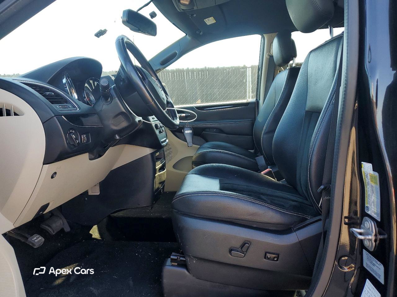 Dodge Caravan 2017
