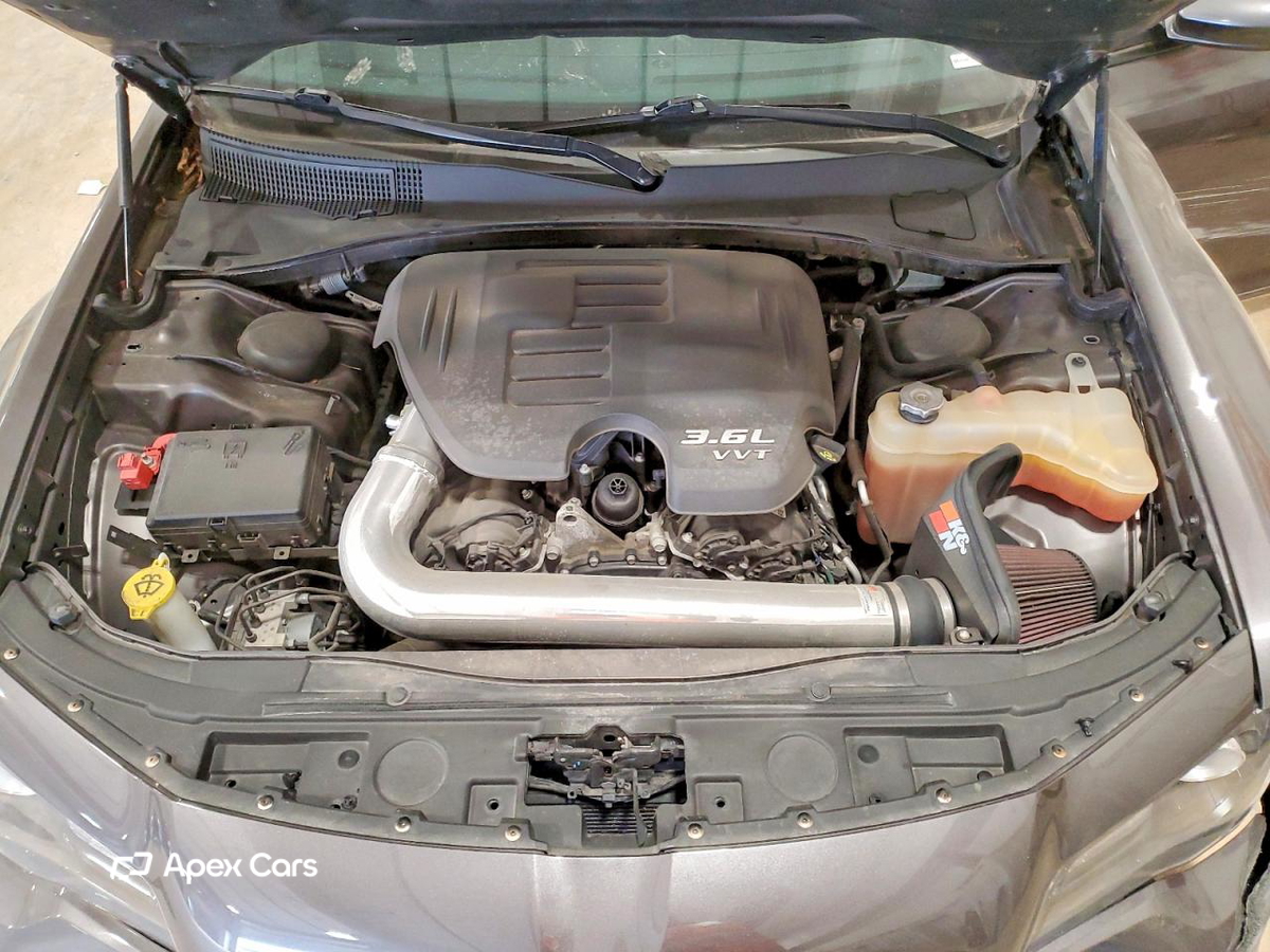 Chrysler 300 2021