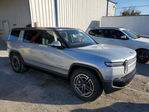 Rivian R1S 2026