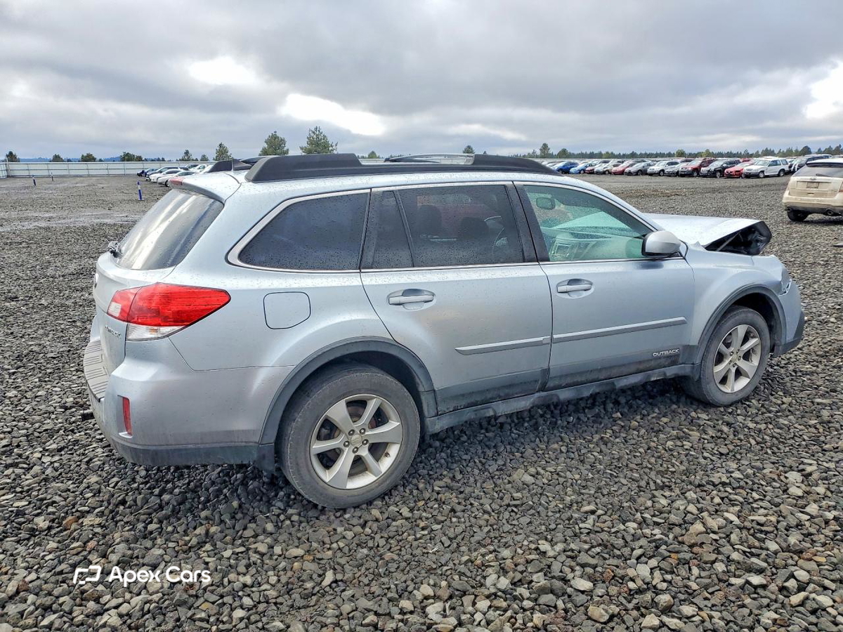 Subaru Outback 2013