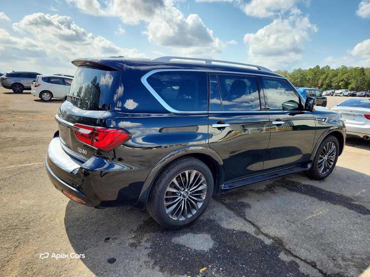Infiniti QX80 2021