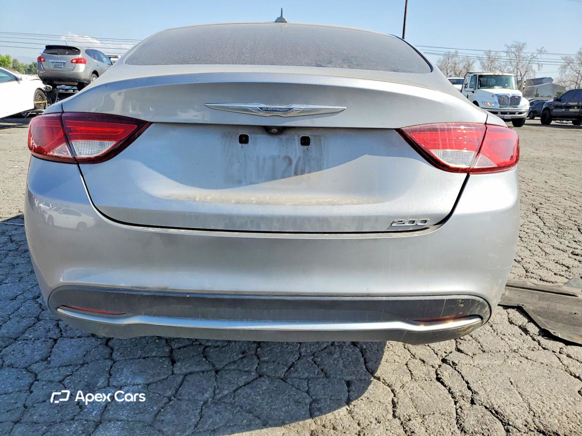 Chrysler 200 2015