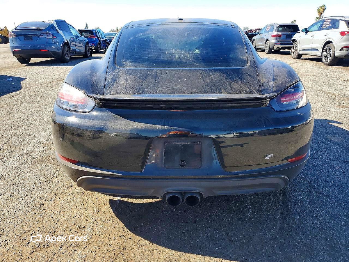 Porsche Cayman 2018