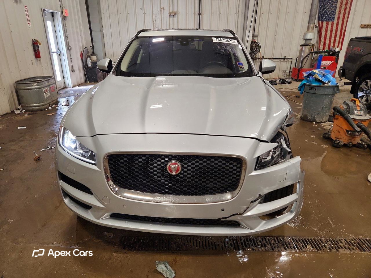 Jaguar F-Pace 2018