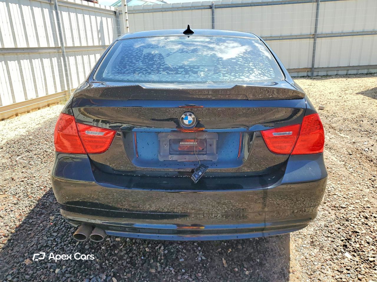 BMW Series 3 2011