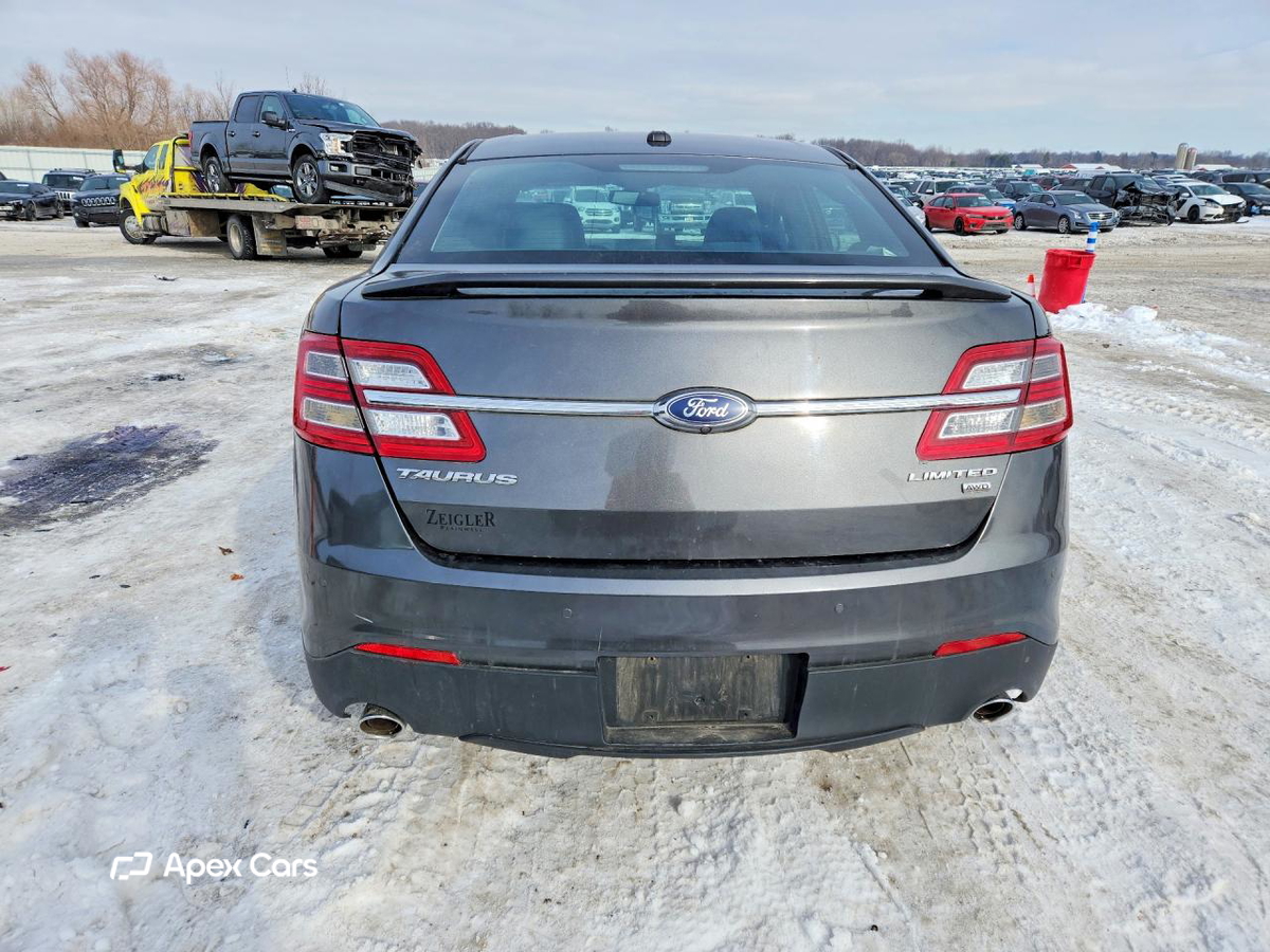 Ford Taurus 2019