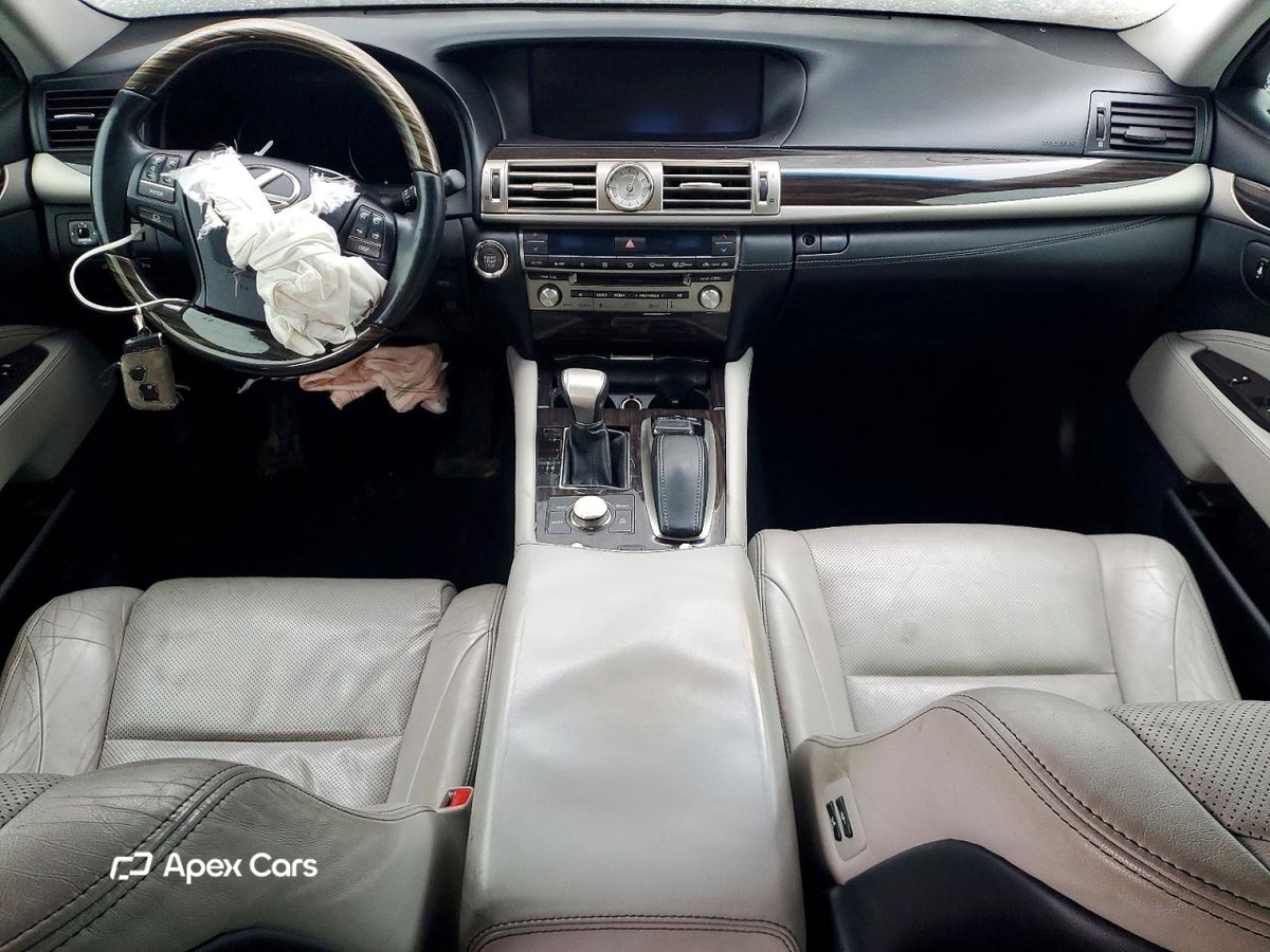 Lexus LS 2015