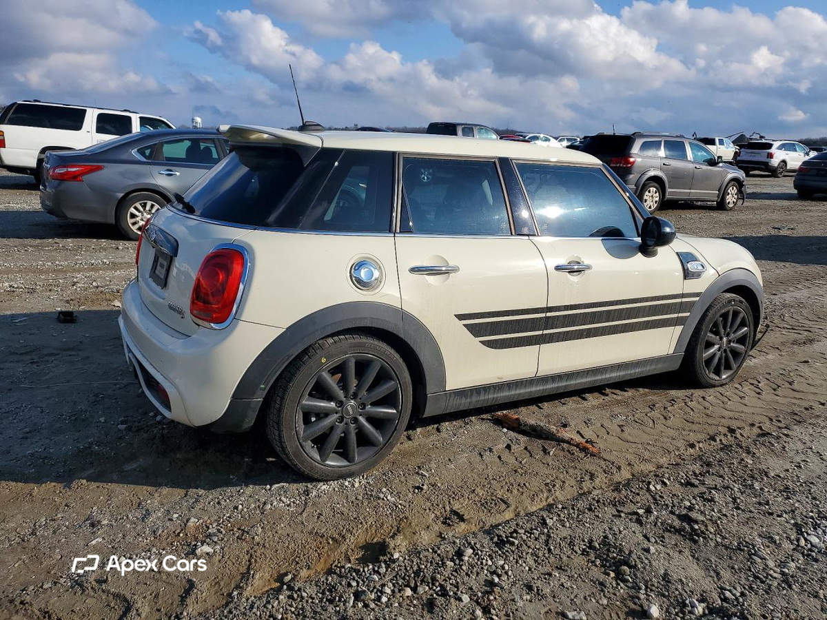 MINI Cooper 2015