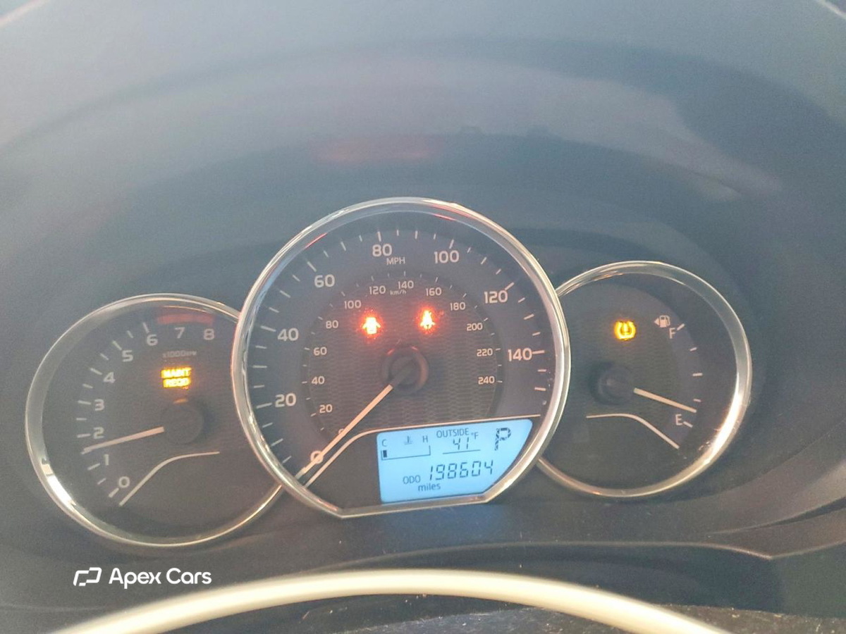 Toyota Corolla 2015