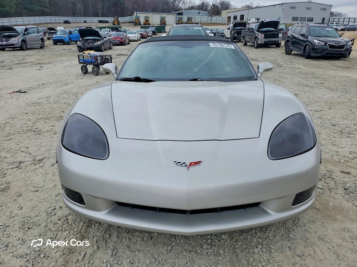 Chevrolet Corvette 2005