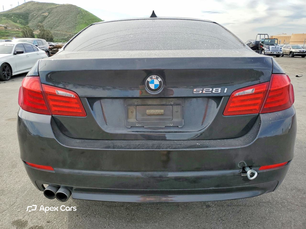 BMW Series 5 2011