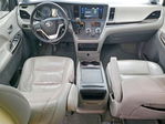 Toyota Sienna 2015