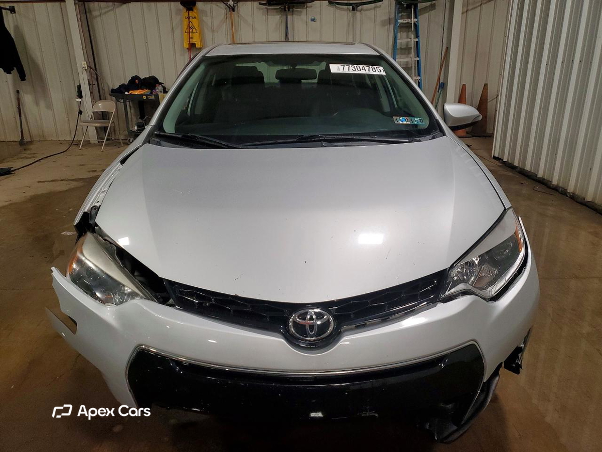 Toyota Corolla 2015