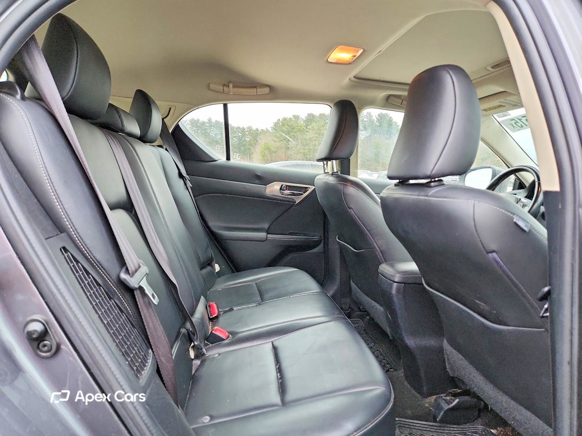 Lexus CT 2015