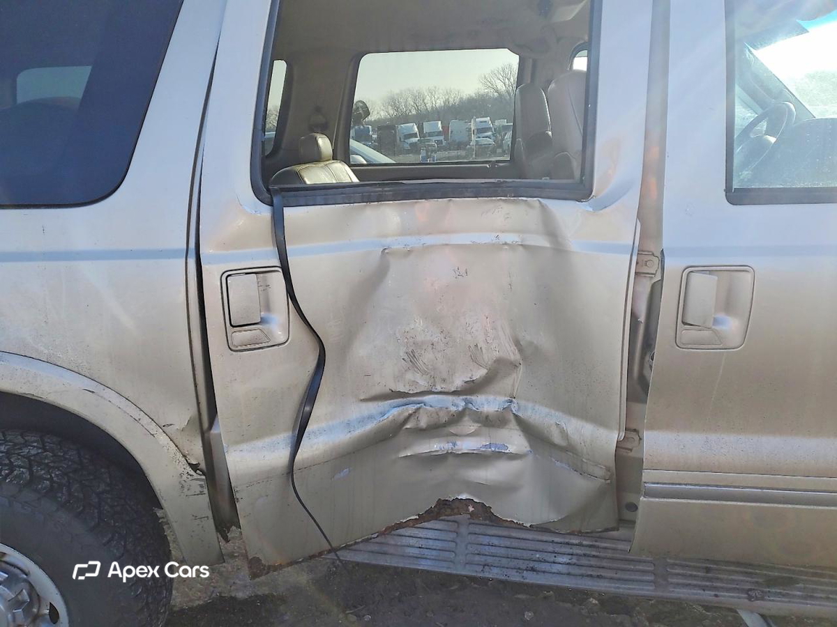 Ford Excursion 2005