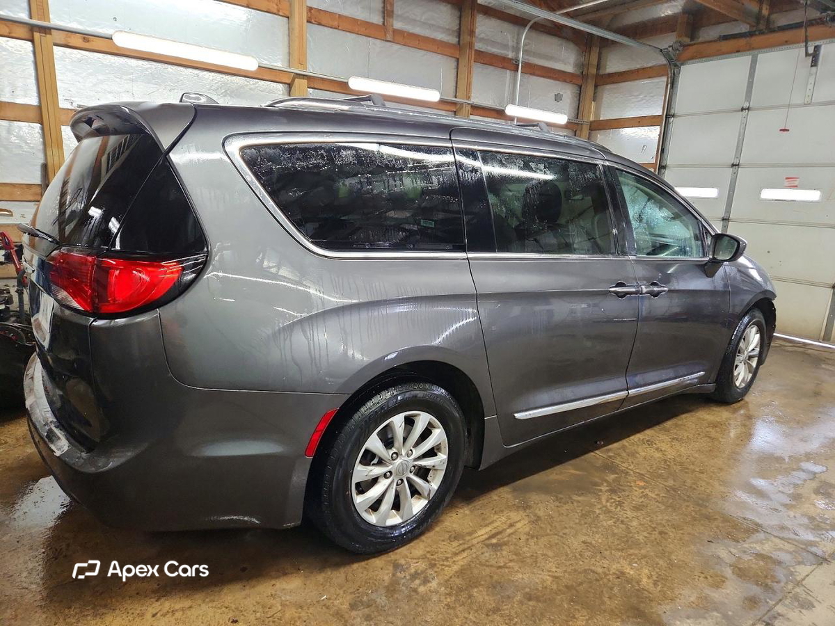 Chrysler Pacifica 2018