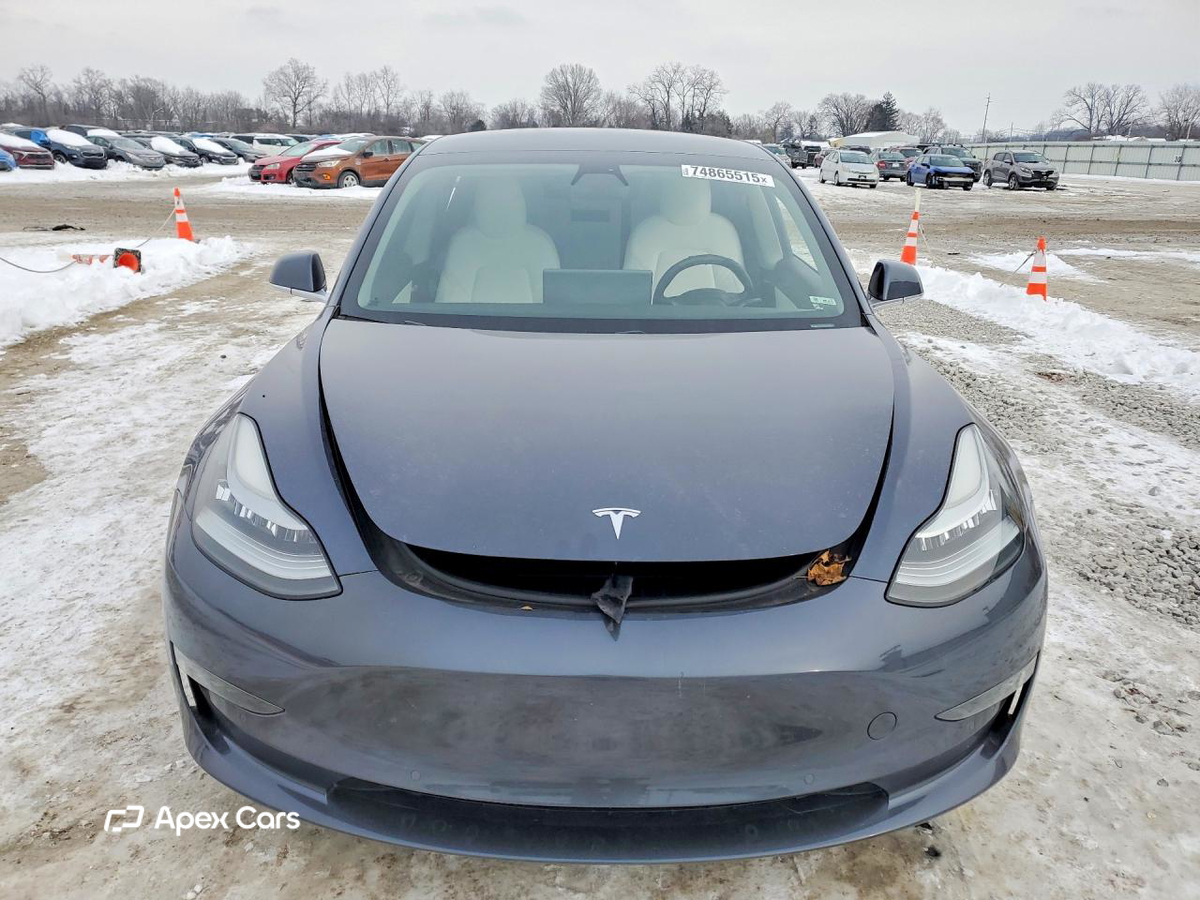 Tesla Model 3 2020