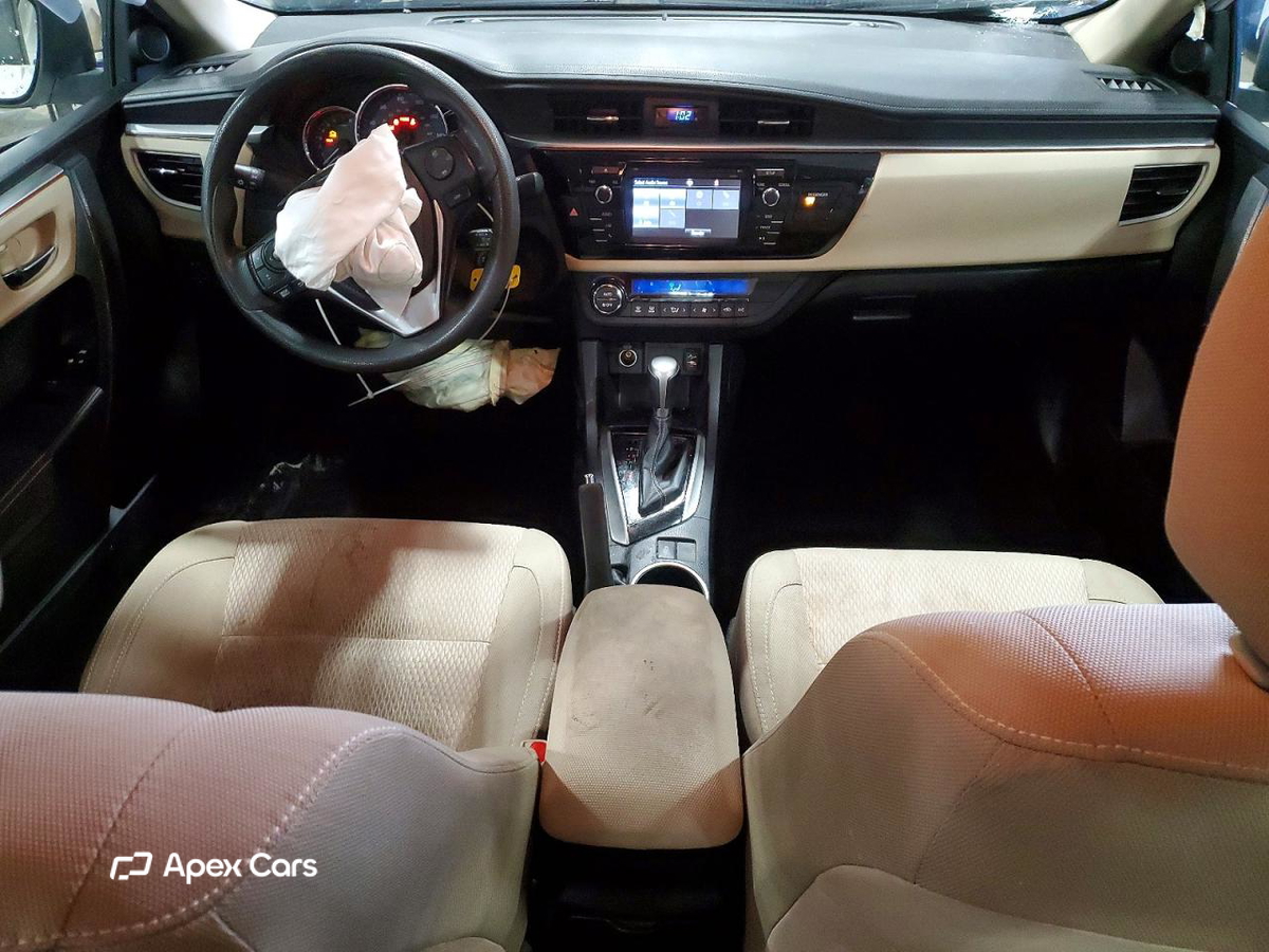 Toyota Corolla 2015