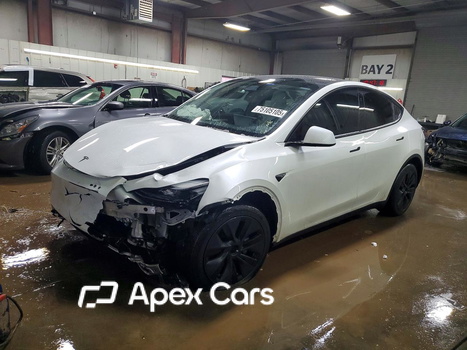 Tesla Model Y 2024 - Image 1 of 13