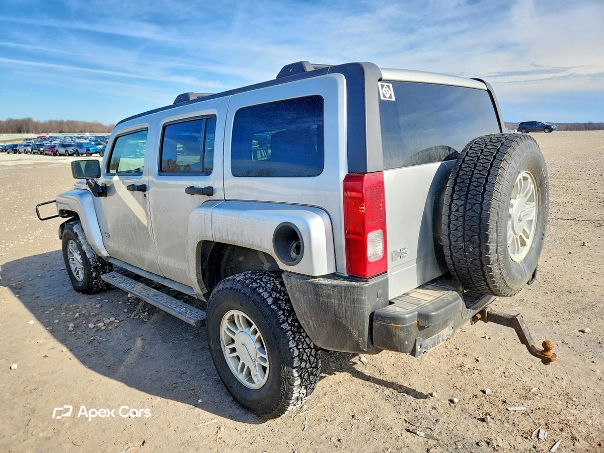 Hummer H3 2010