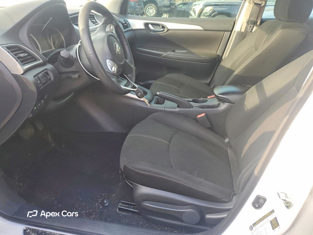 Nissan Sentra 2018