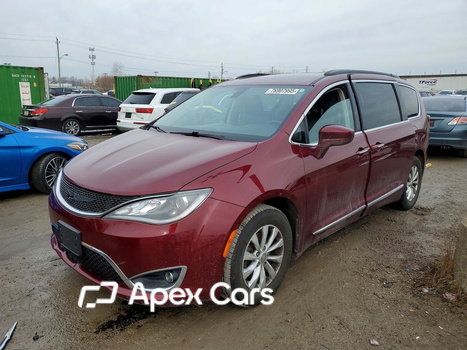 Chrysler Pacifica 2017 - Image 1 of 12