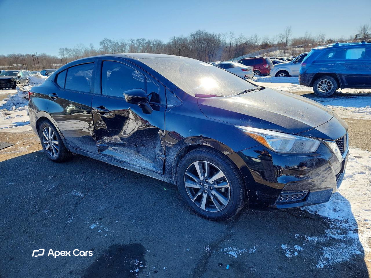 Nissan Versa 2021