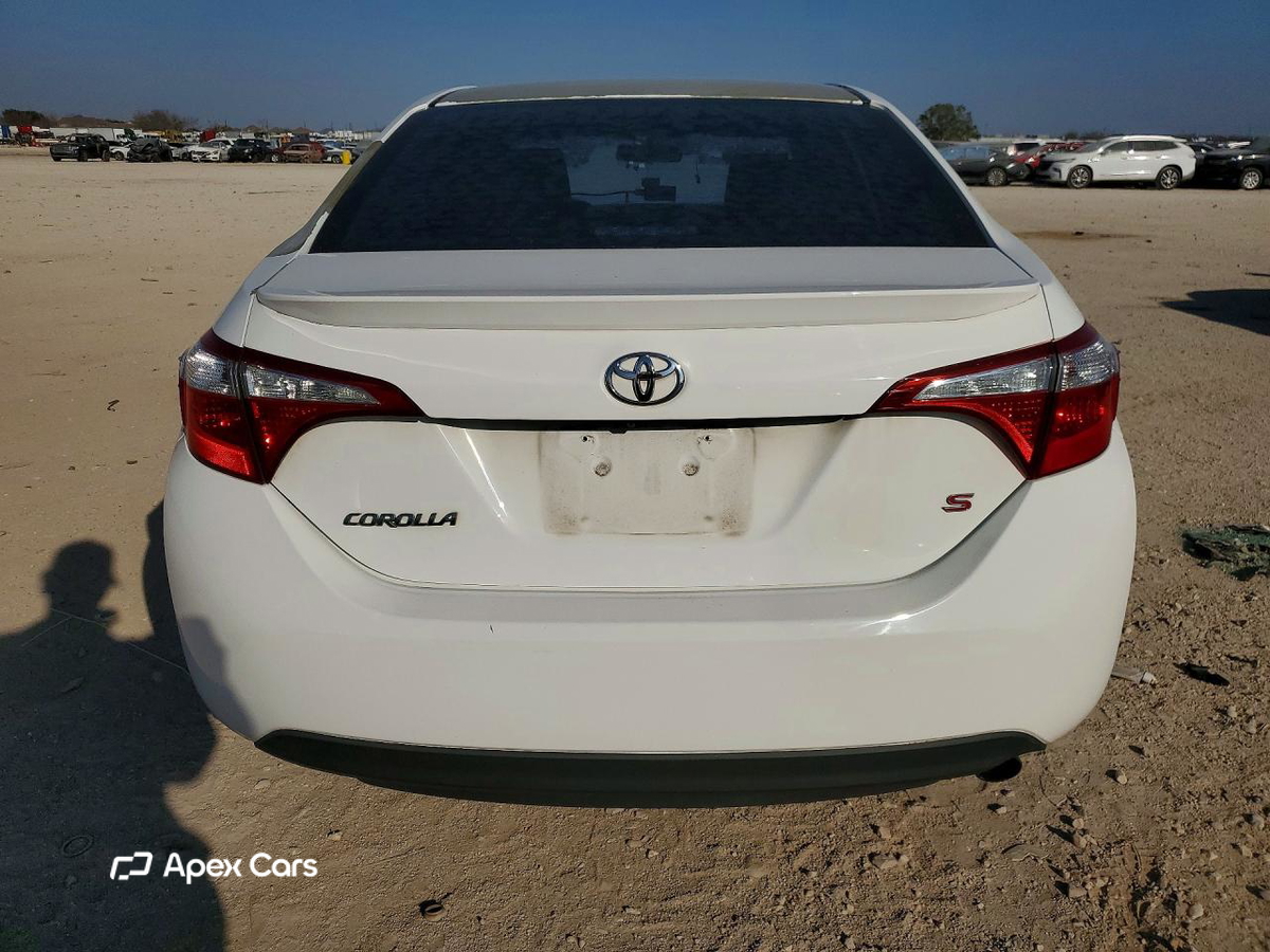 Toyota Corolla 2015